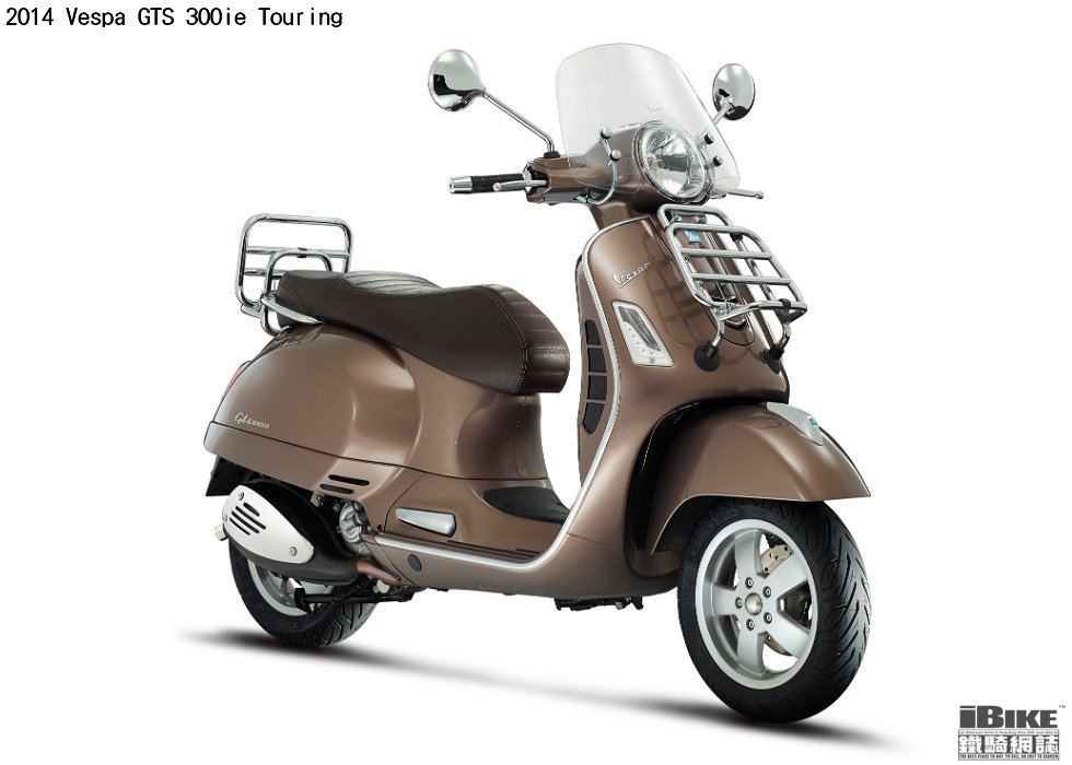 4 Vespa GTS touring 3-4antdx